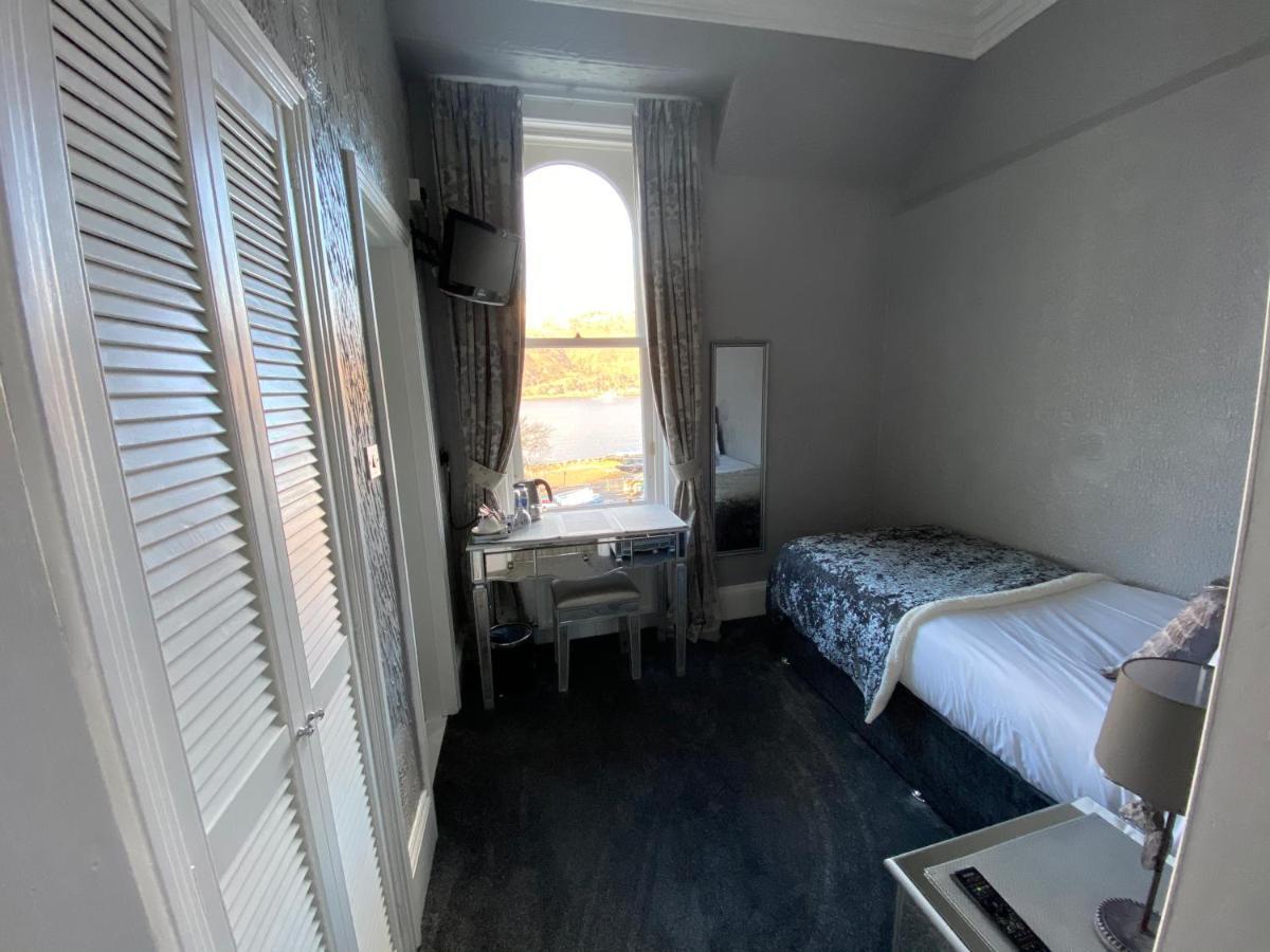 Ashburn House Bed and Breakfast Fort William Buitenkant foto