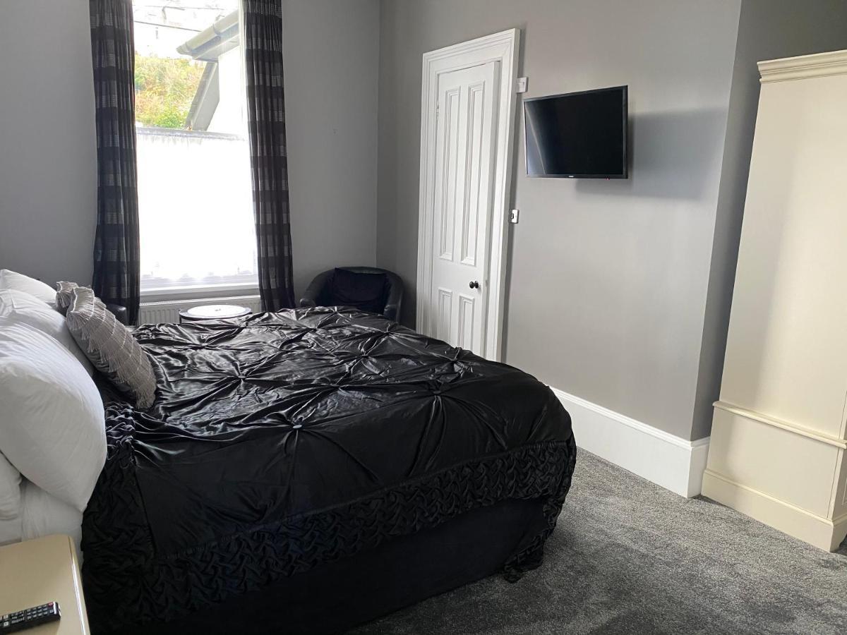 Ashburn House Bed and Breakfast Fort William Buitenkant foto