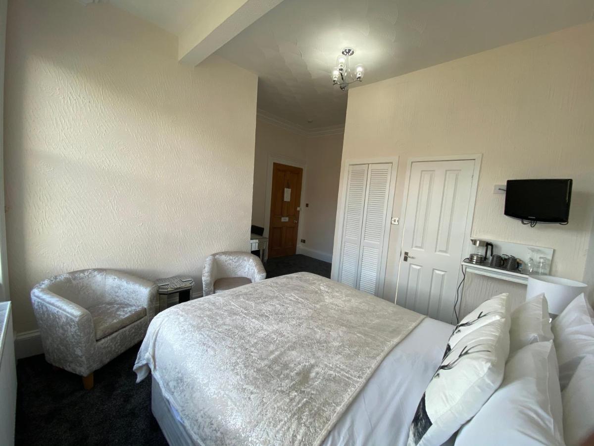 Ashburn House Bed and Breakfast Fort William Buitenkant foto