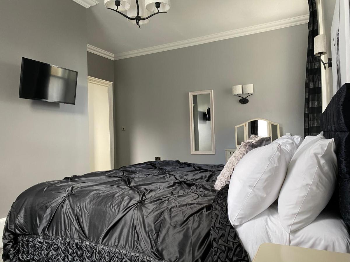 Ashburn House Bed and Breakfast Fort William Buitenkant foto