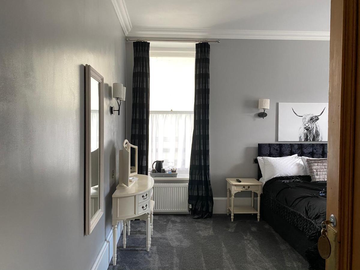 Ashburn House Bed and Breakfast Fort William Buitenkant foto