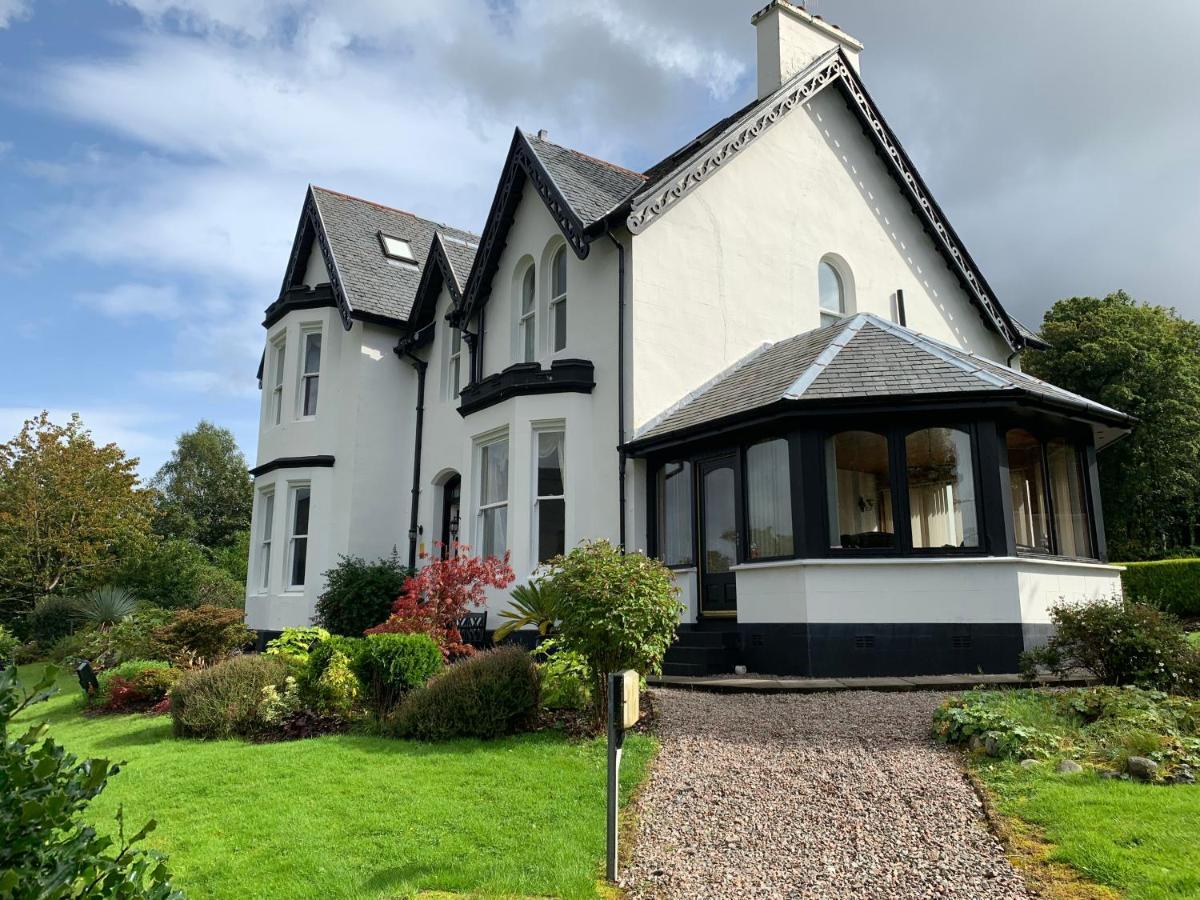 Ashburn House Bed and Breakfast Fort William Buitenkant foto