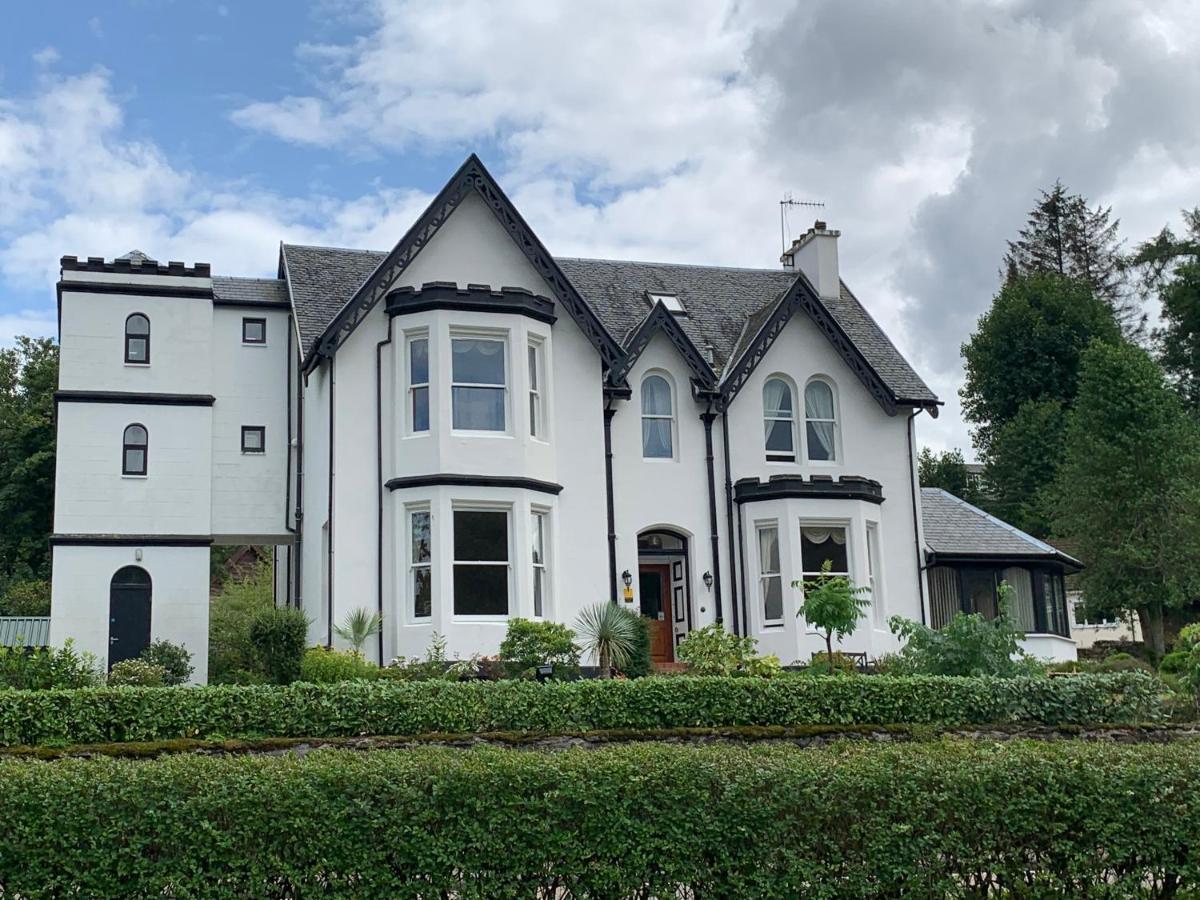 Ashburn House Bed and Breakfast Fort William Buitenkant foto
